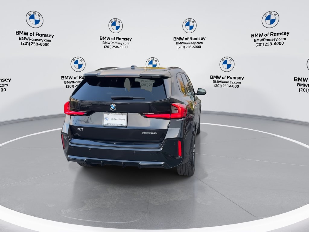 Used 2023 BMW X1 xDrive28i w/ Premium Package AWD/4WD image 7