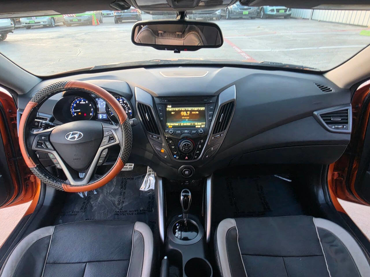 Used 2015 Hyundai Veloster Turbo FWD image 27