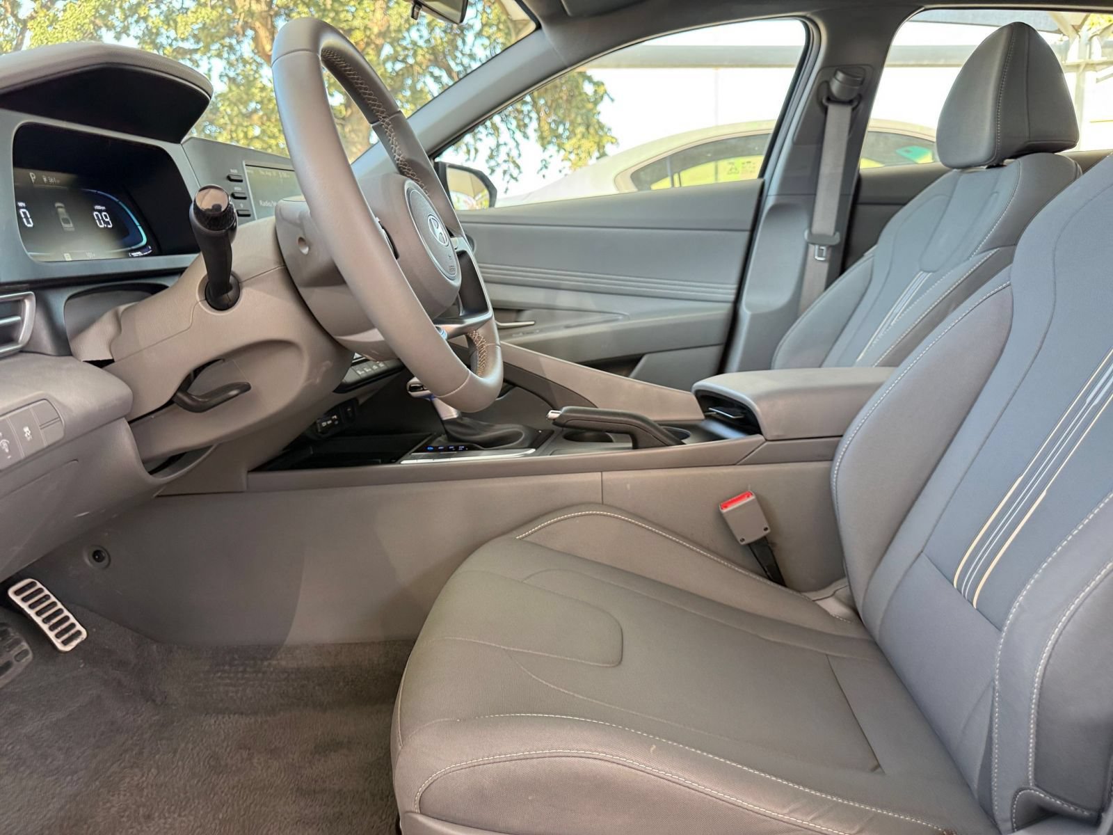 Used 2026 Hyundai Elantra Sport FWD image 26