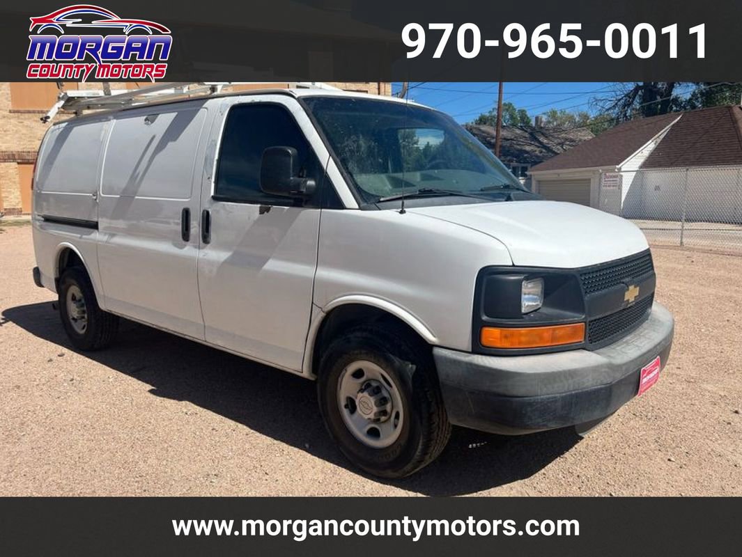 Used 2010 Chevrolet Express 2500 image 1