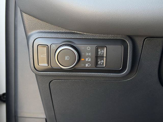 New 2026 Ford Explorer Active w/ Active Comfort Package RWD image 48