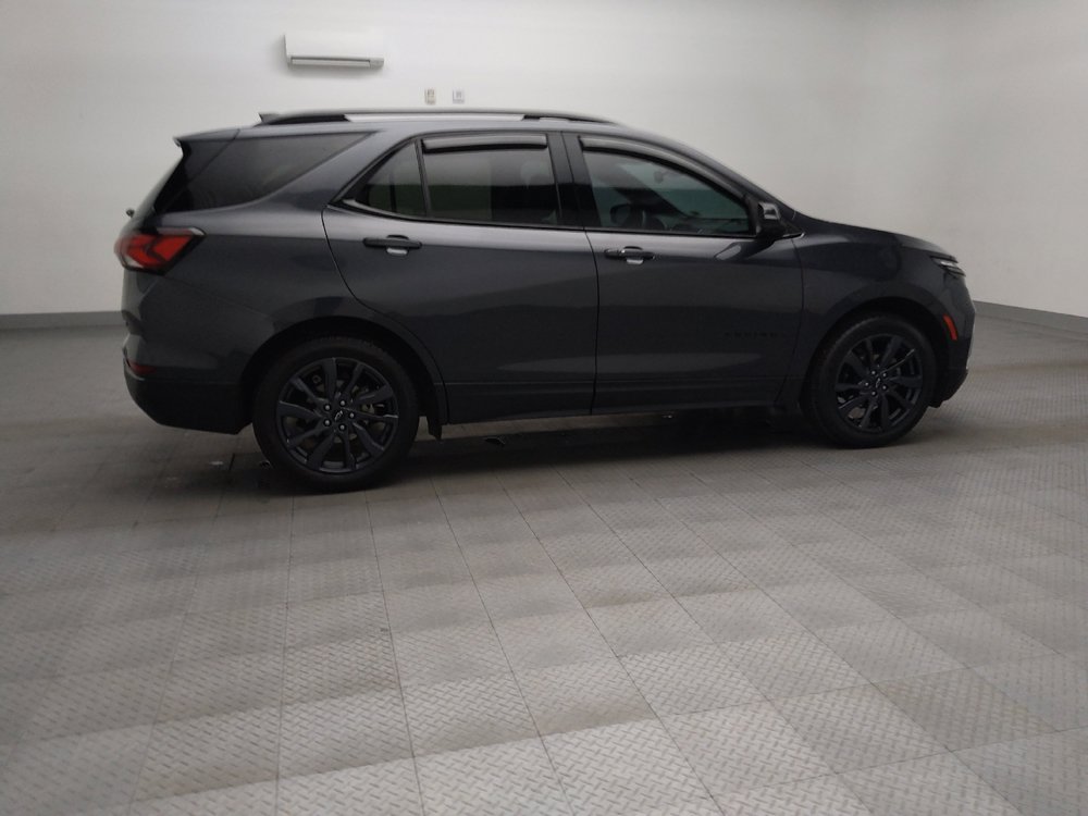 Used 2022 Chevrolet Equinox RS w/ RS Leather Package FWD image 10