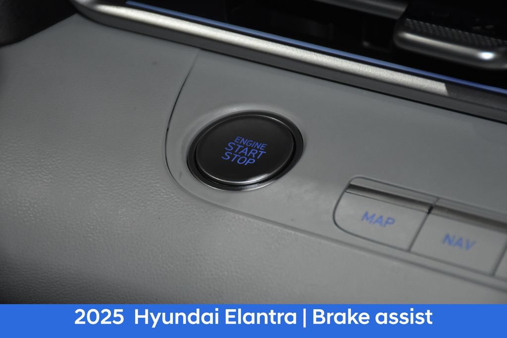Used 2025 Hyundai Elantra Limited FWD image 15