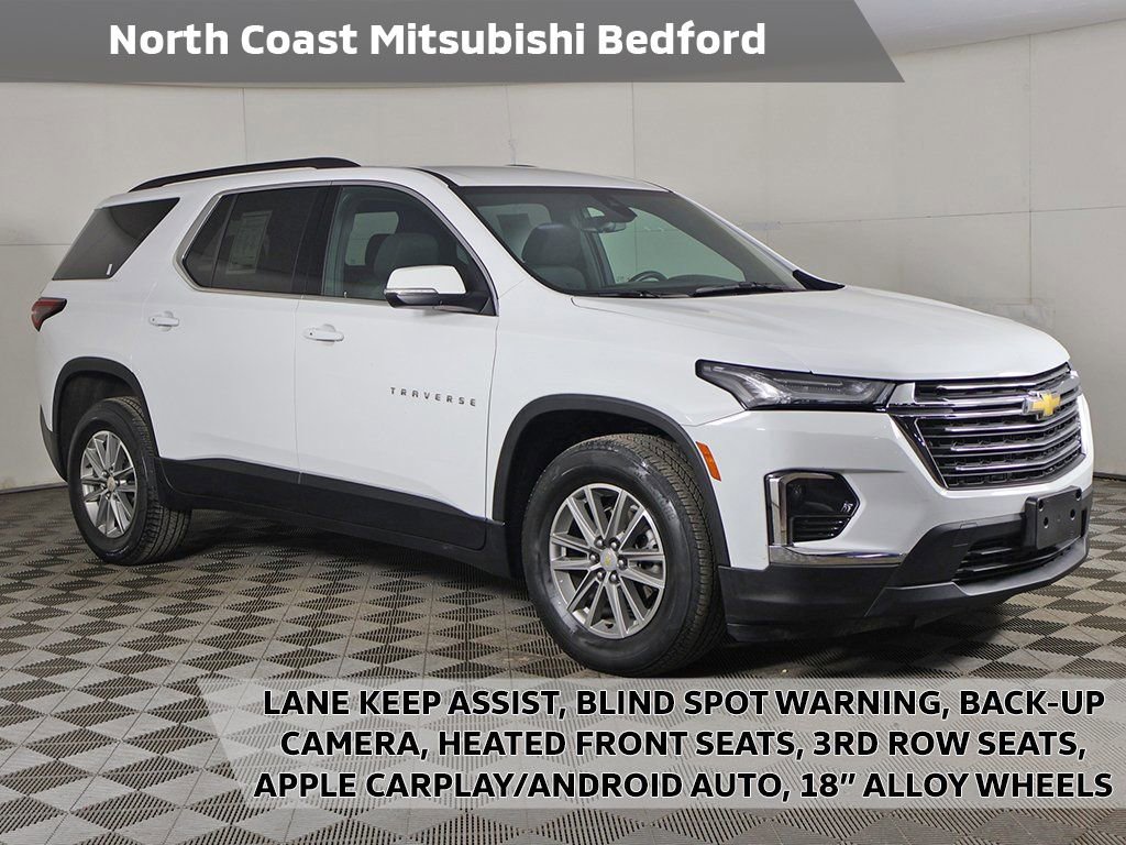 Used 2023 Chevrolet Traverse LT w/ LPO, Floor Liner Package image 1