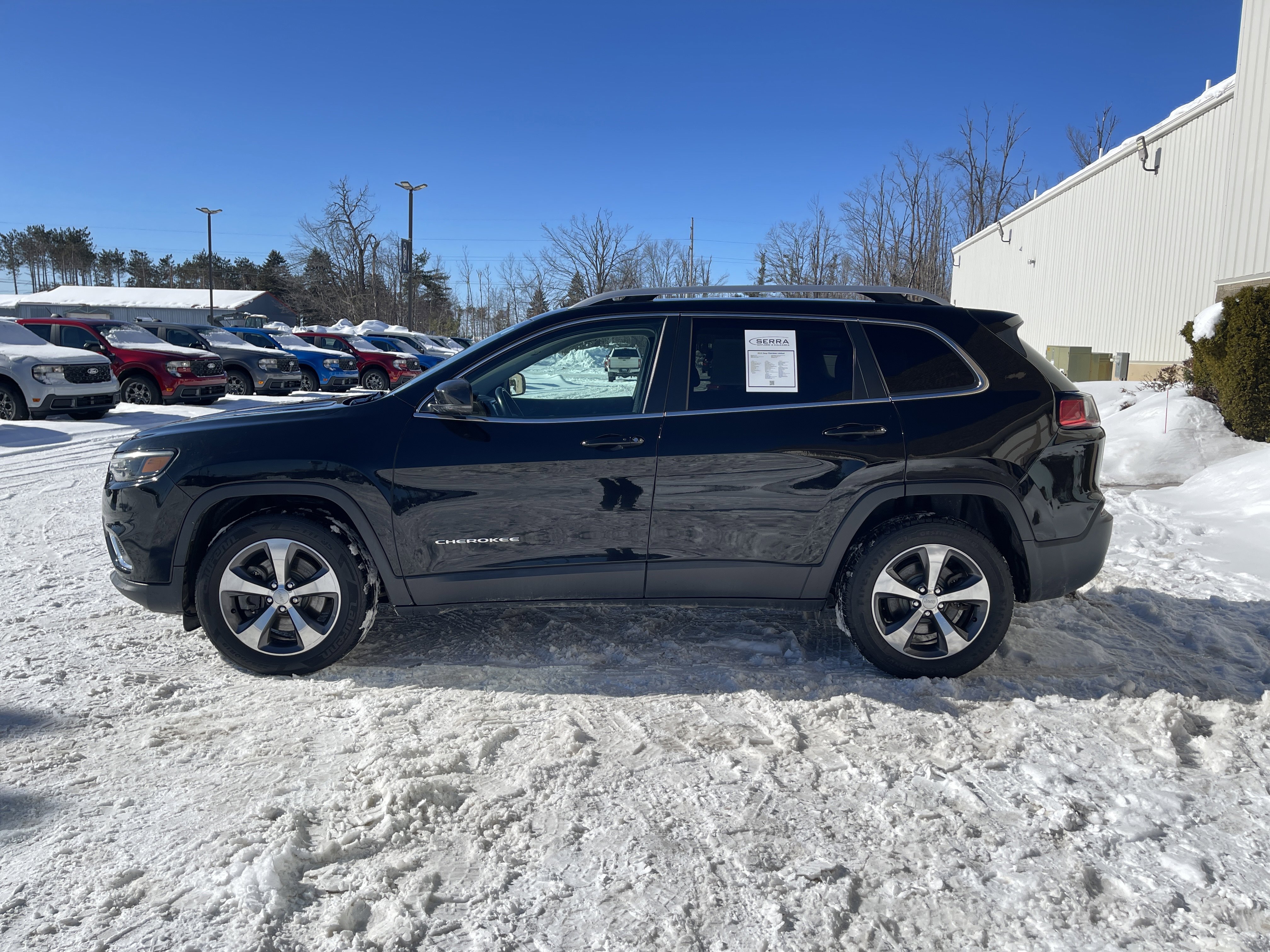 Used 2019 Jeep Cherokee Limited image 6