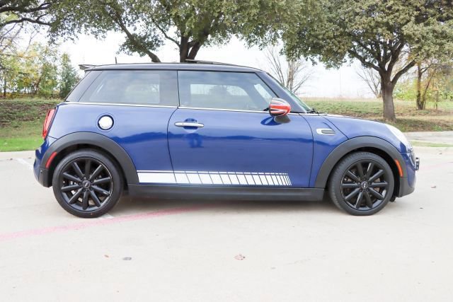 Used 2017 MINI Cooper S image 8