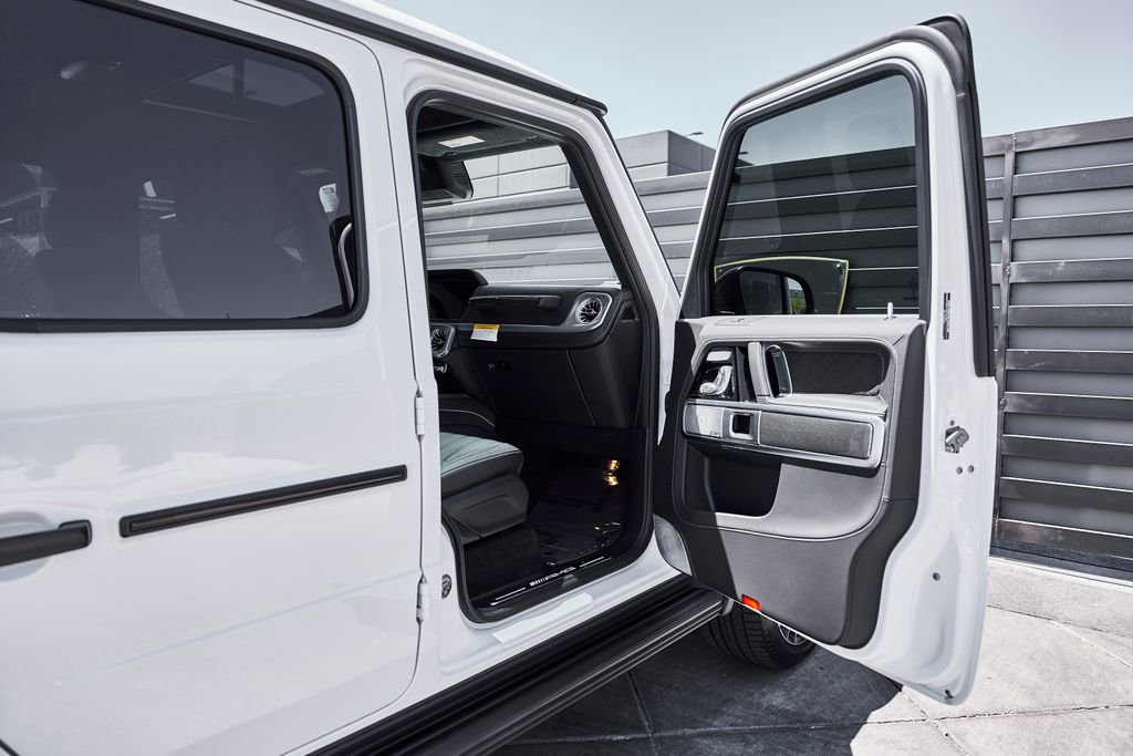 Used 2026 Mercedes-Benz G 63 AMG 4MATIC image 25