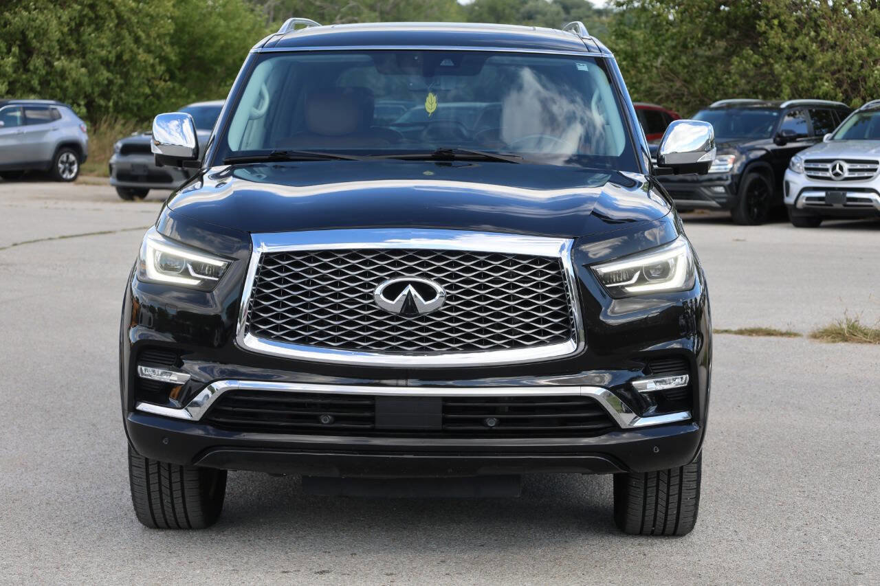 Used 2019 INFINITI QX80 Luxe AWD/4WD image 2