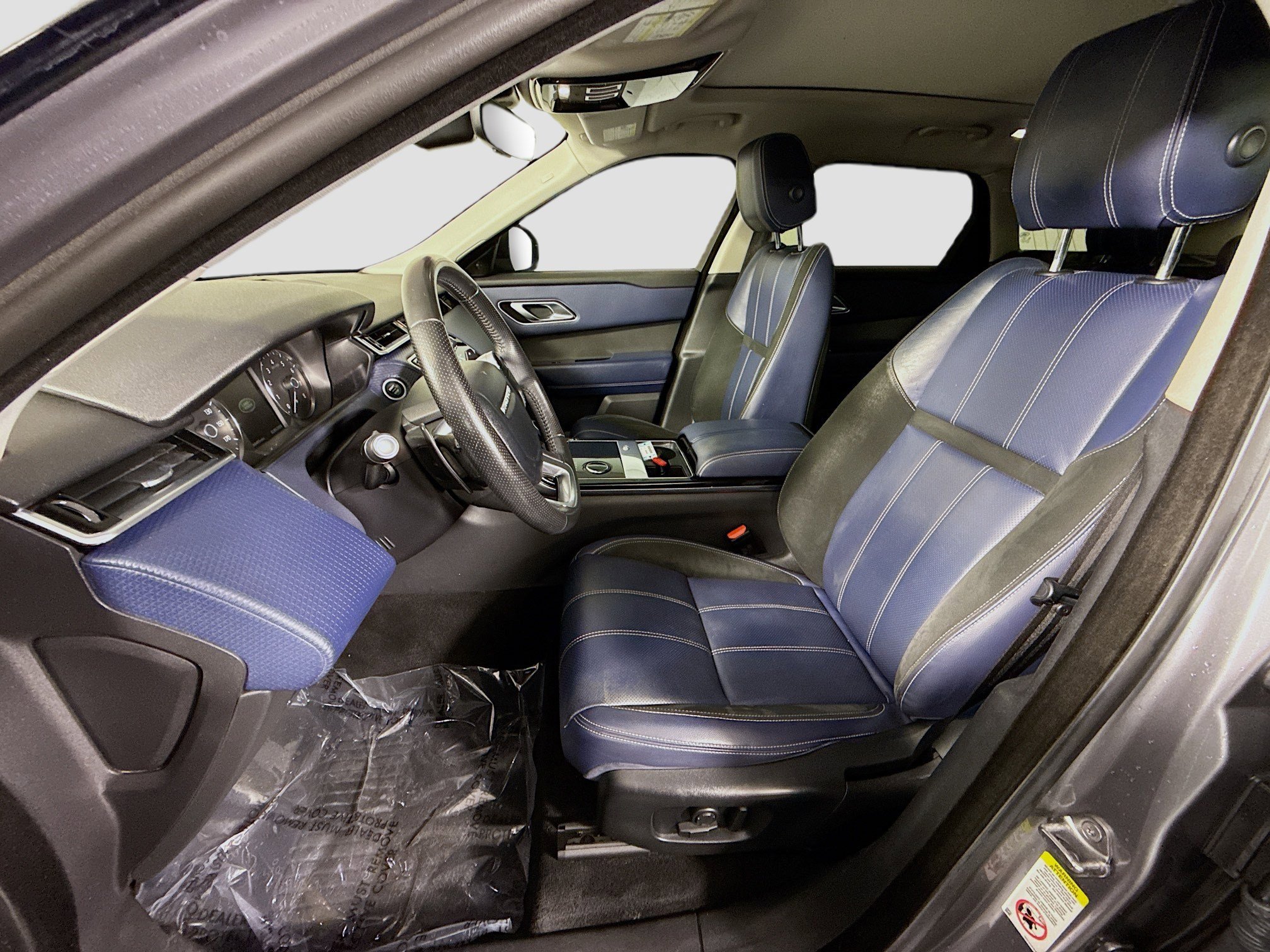 Used 2020 Land Rover Range Rover Velar S image 22