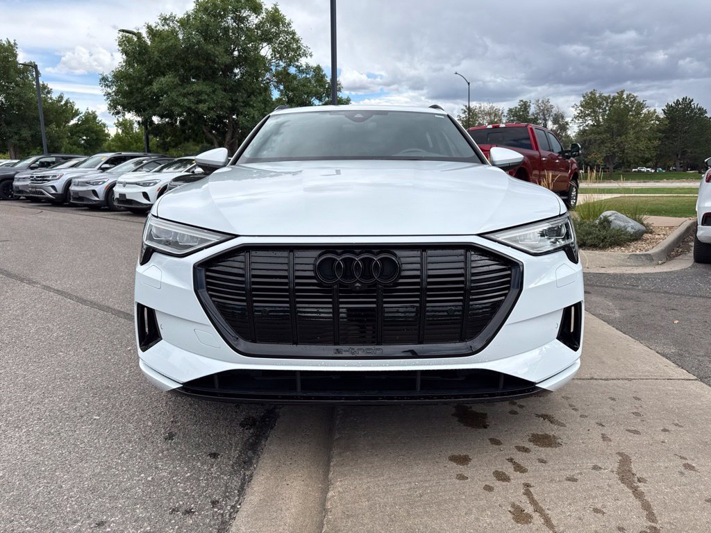 Used 2023 Audi e-tron Premium Plus w/ Premium Plus Package AWD/4WD image 8