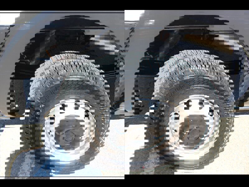 Used 2023 Ford Transit 250 Medium Roof image 28