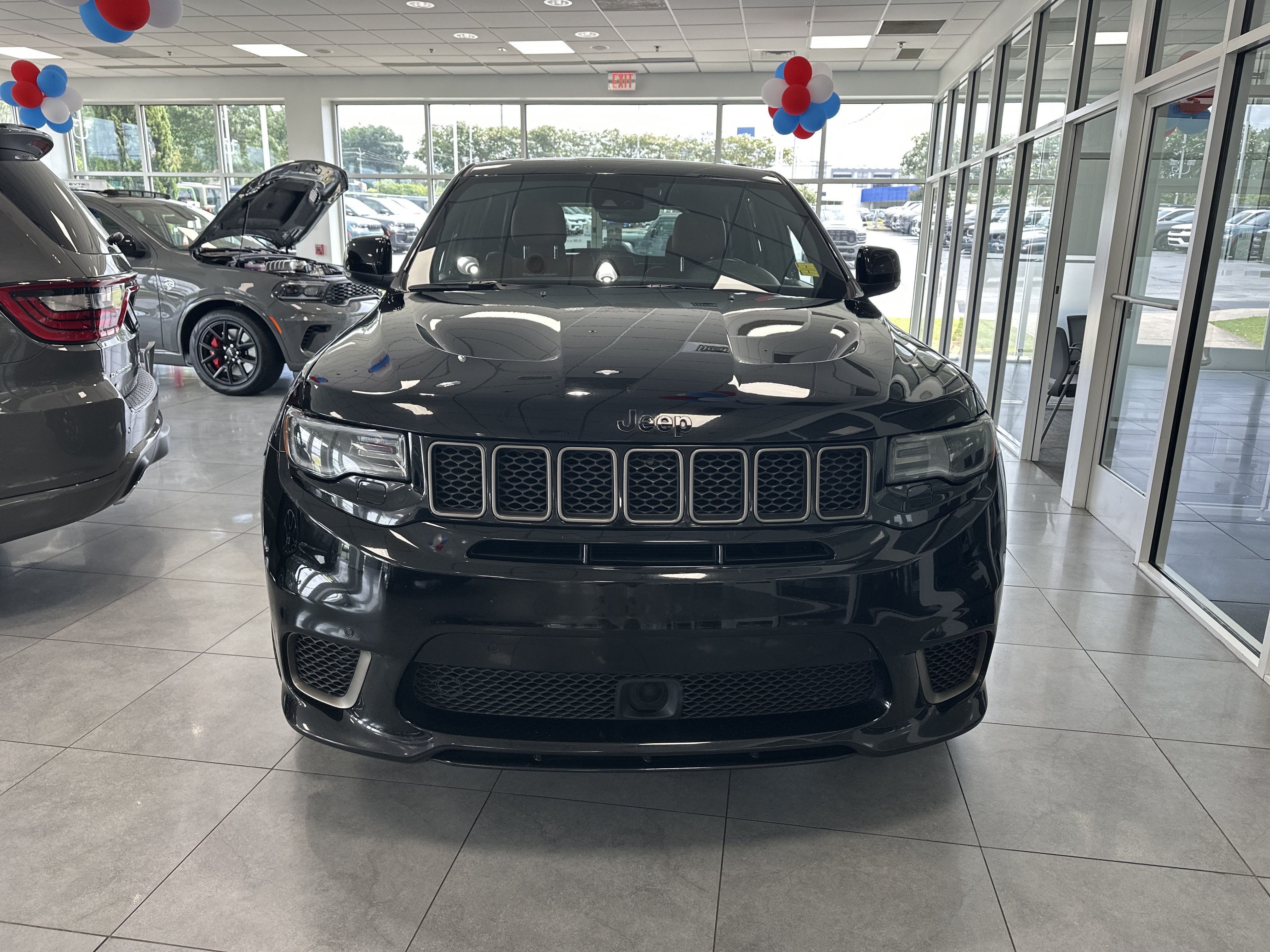 Used 2020 Jeep Grand Cherokee Trackhawk AWD/4WD image 4