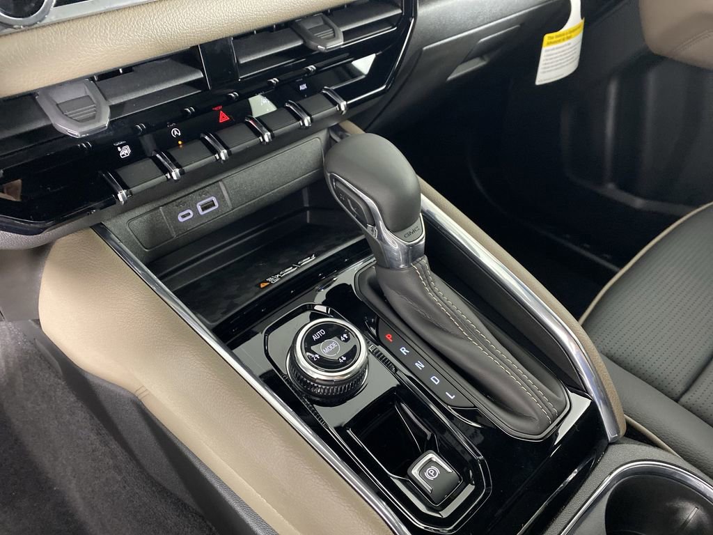 New 2026 GMC Canyon Denali image 18