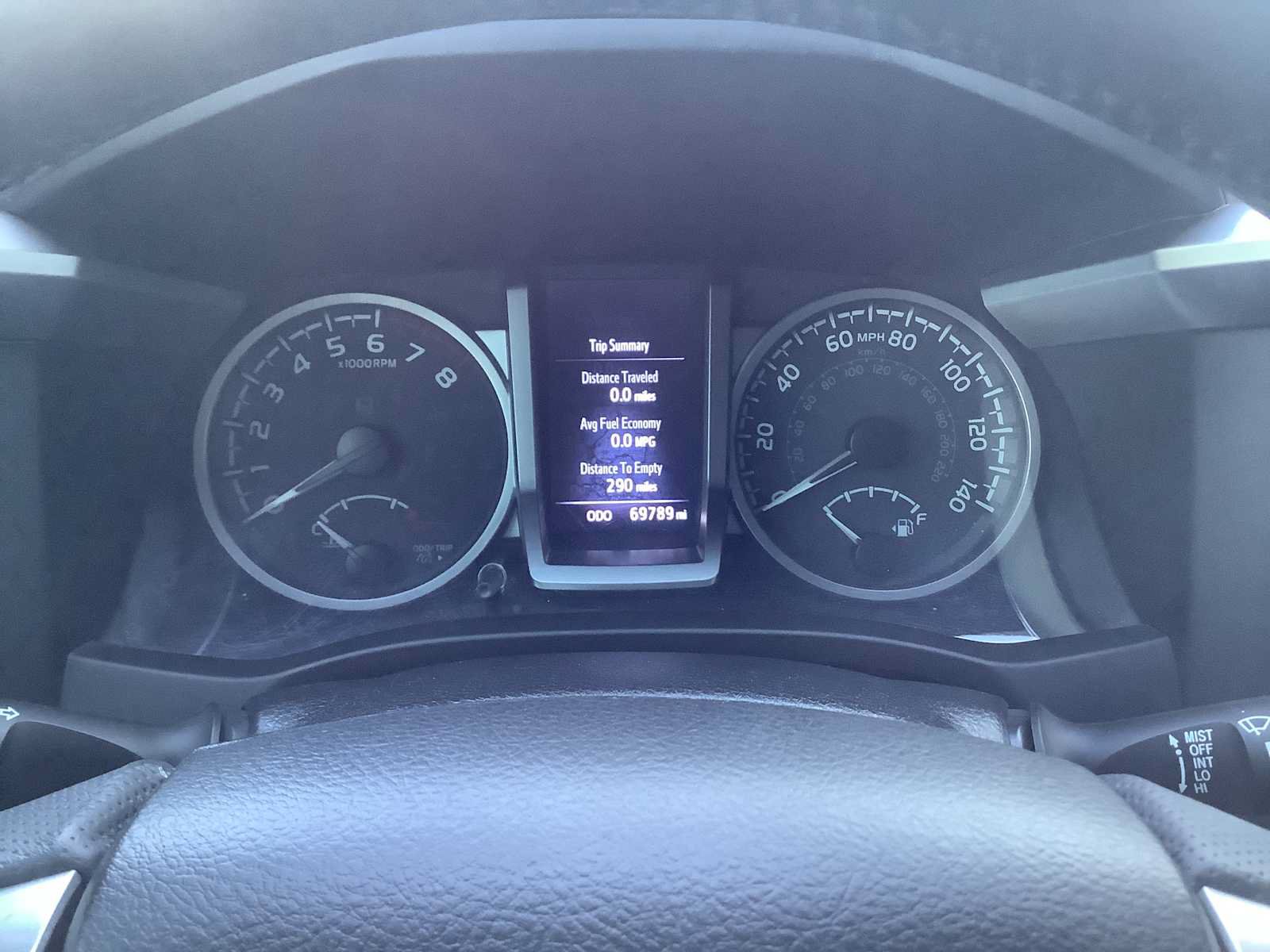Used 2022 Toyota Tacoma SR5 AWD/4WD image 19