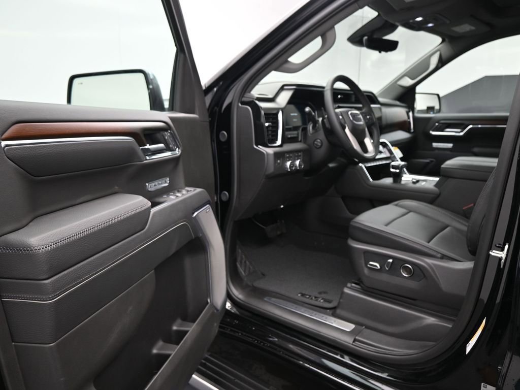 New 2026 GMC Sierra 1500 Denali w/ Denali Reserve Package AWD/4WD image 11