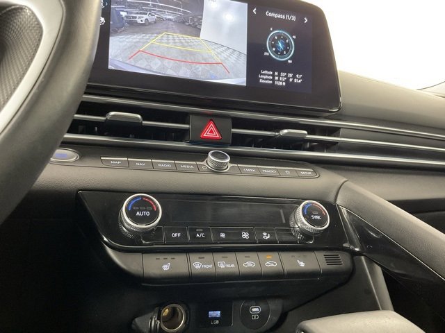 Used 2025 Hyundai Elantra SEL image 27
