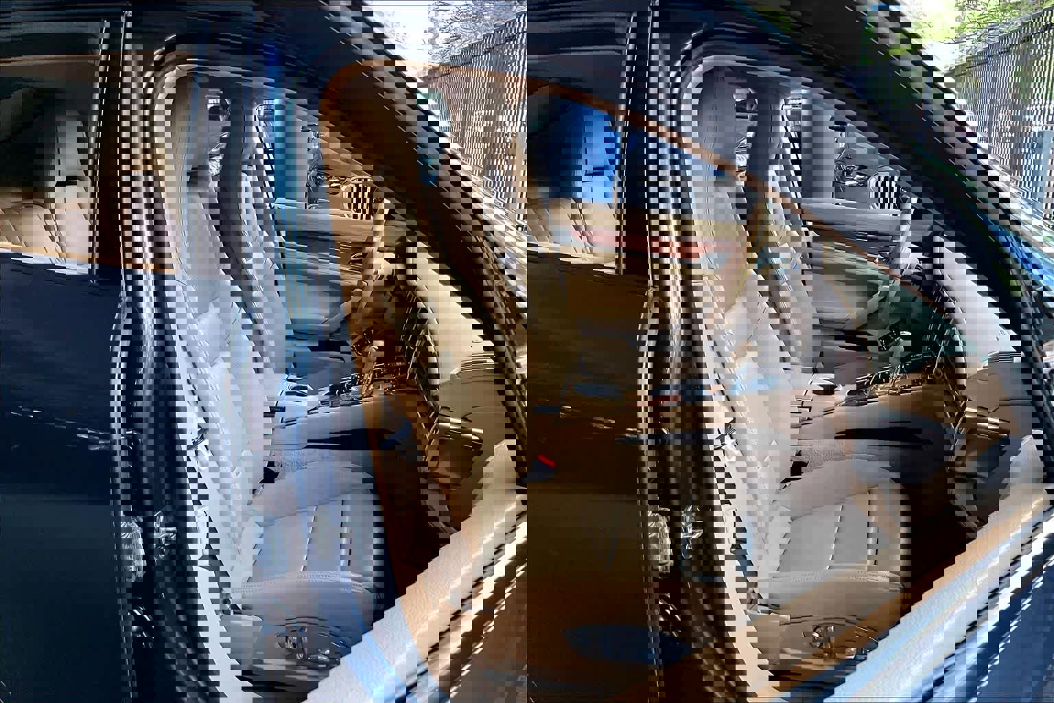 Used 2014 Porsche Panamera image 8