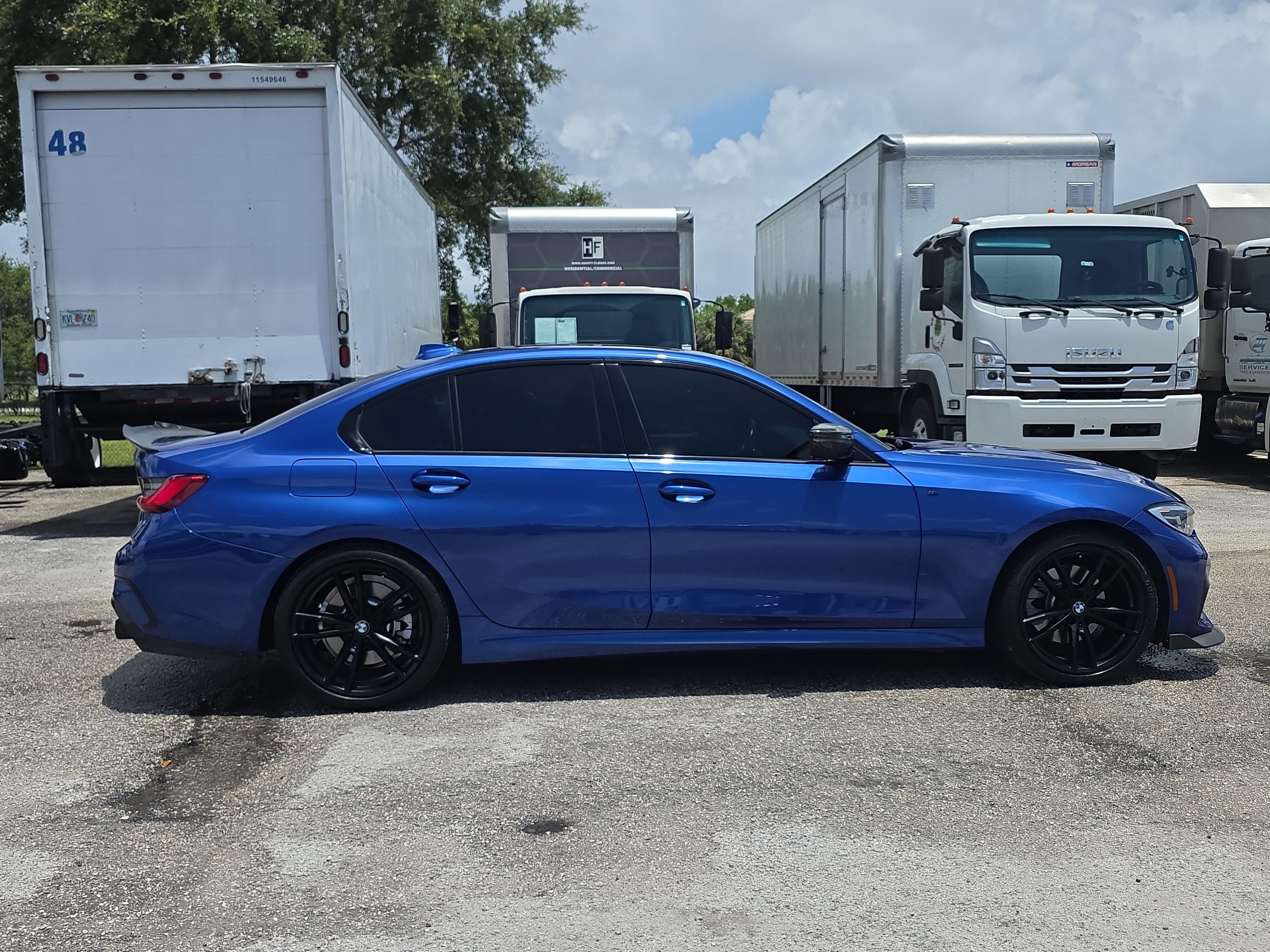 Used 2021 BMW 330i Sedan w/ M Sport Package RWD image 8