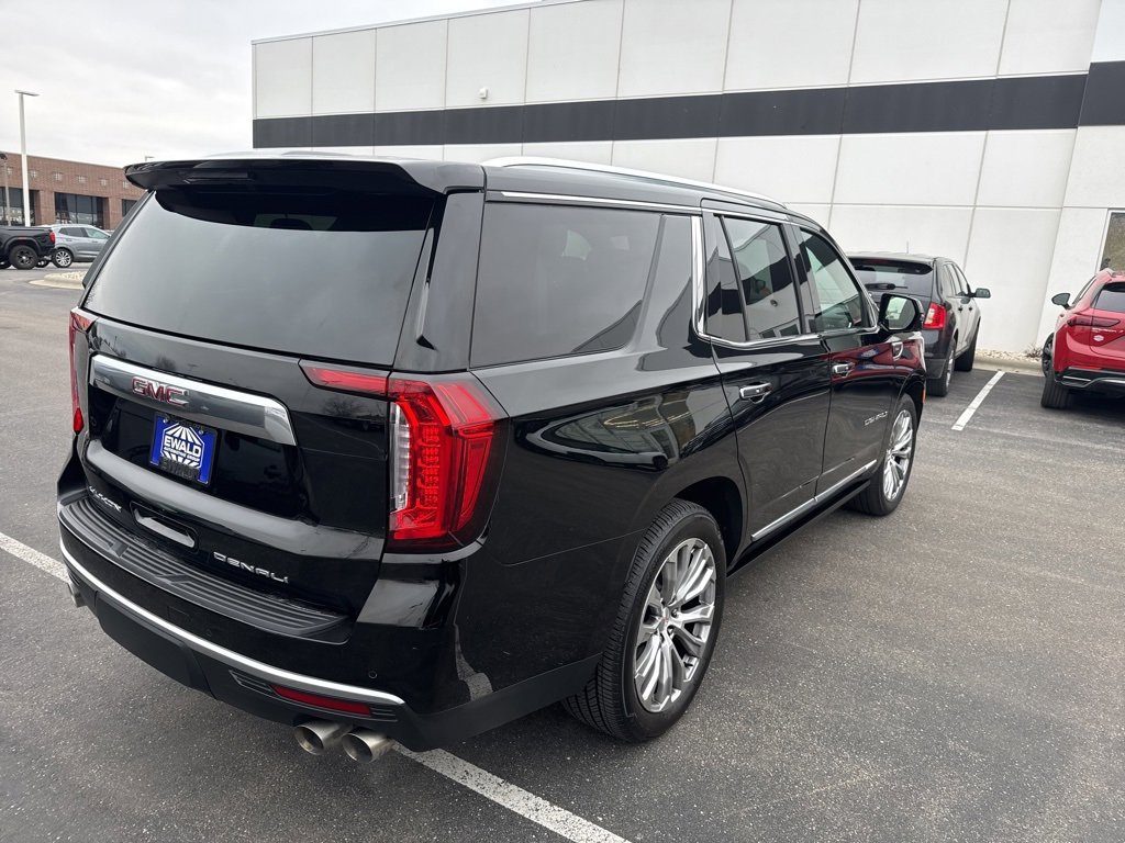 Certified 2022 GMC Yukon Denali w/ Denali Premium Package image 3