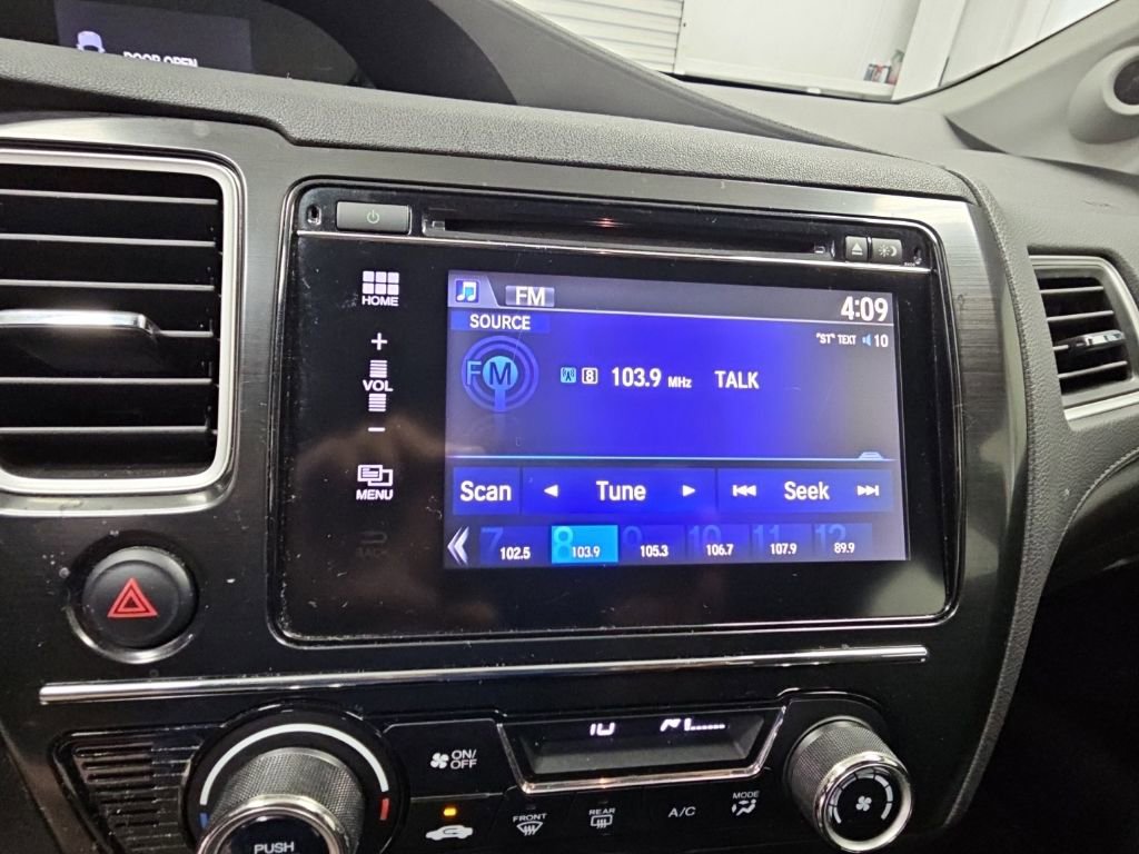 Used 2015 Honda Civic SE image 14