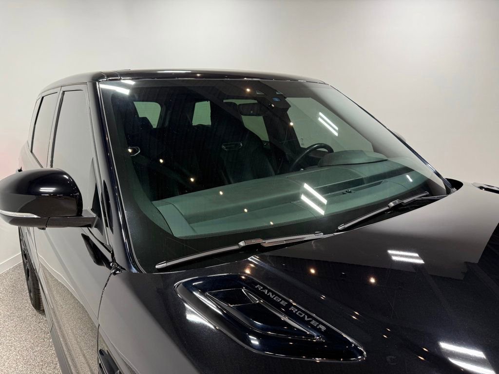 Used 2022 Land Rover Range Rover Sport SVR image 24