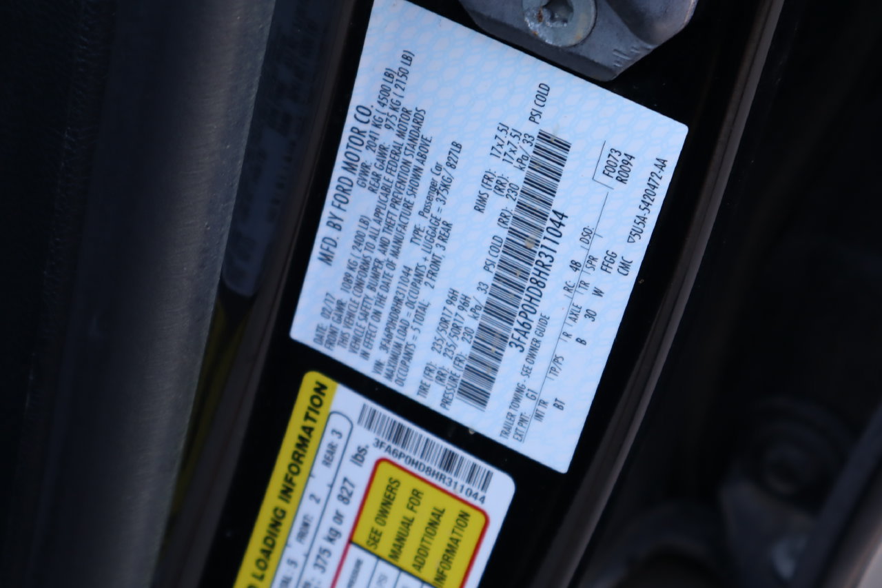 Used 2017 Ford Fusion SE w/ Fusion SE Technology Package FWD image 29