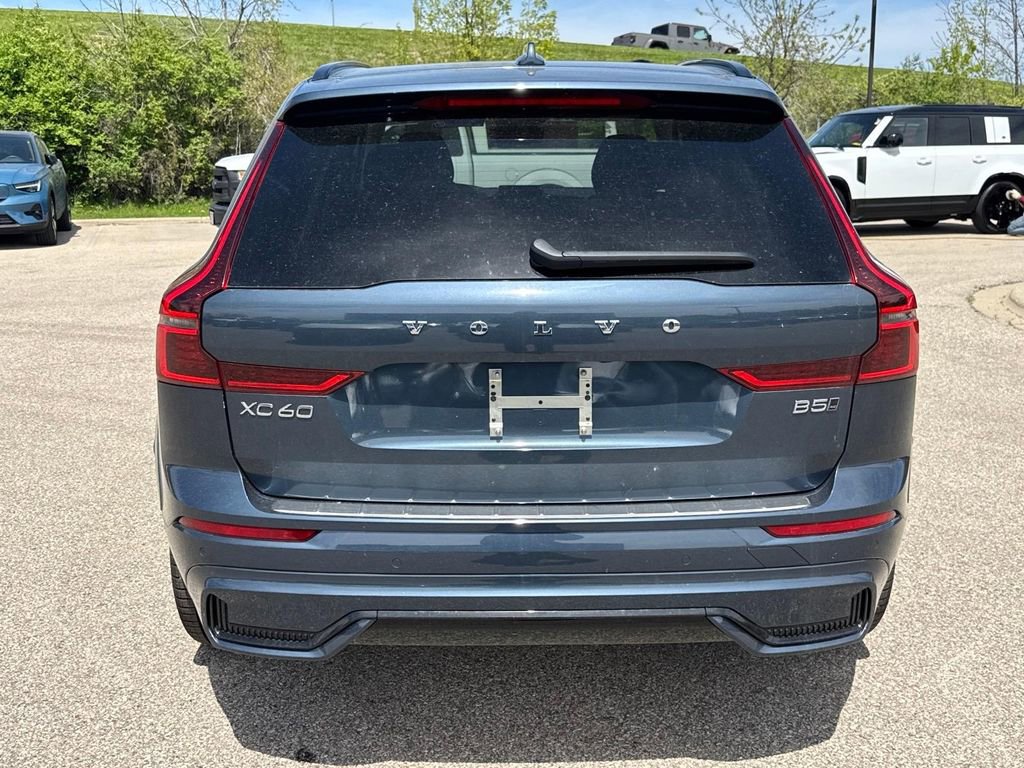New 2026 Volvo XC60 B5 Ultra w/ Climate Package AWD/4WD image 3