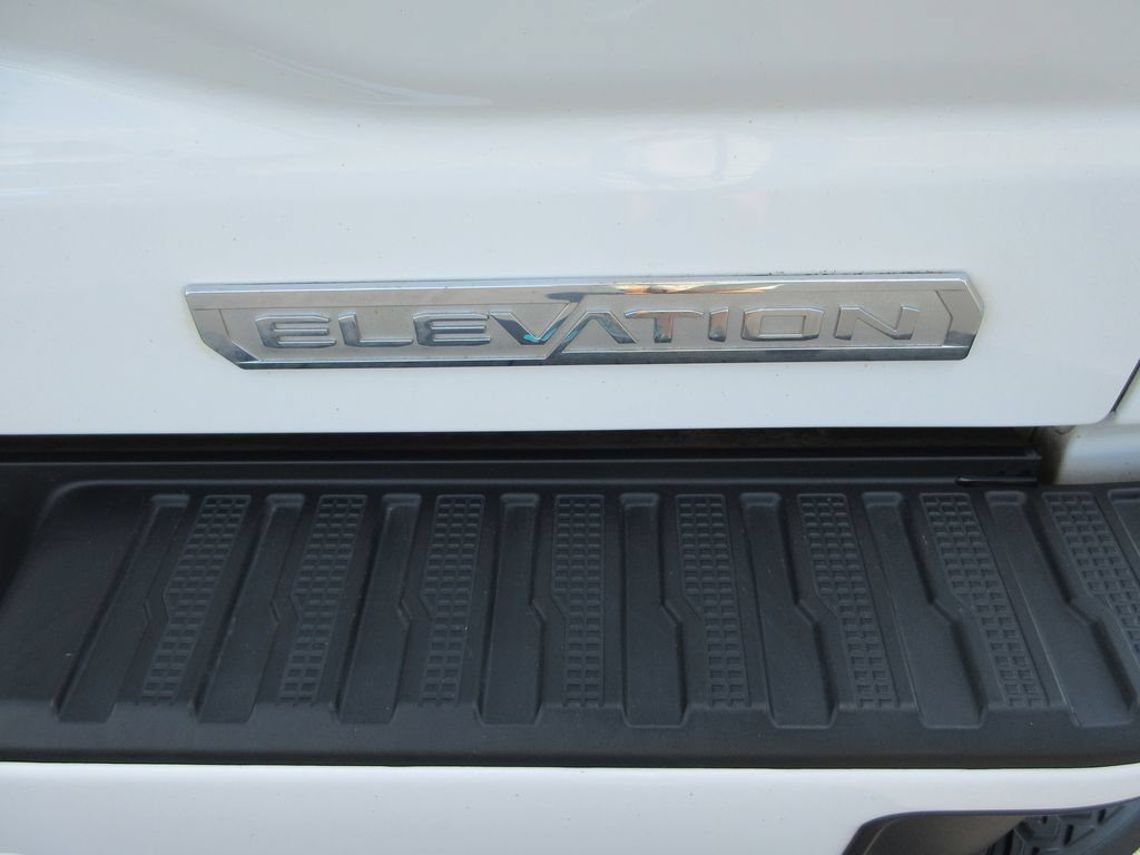 Used 2023 GMC Sierra 1500 Elevation w/ Elevation Premium Package AWD/4WD image 13