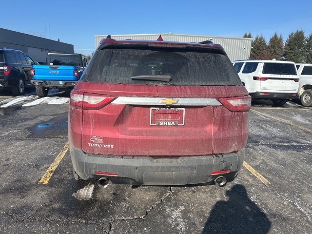 Used 2020 Chevrolet Traverse LT image 3