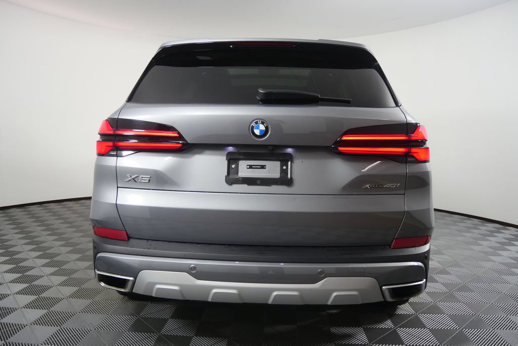 Certified 2026 BMW X5 xDrive40i AWD/4WD image 4