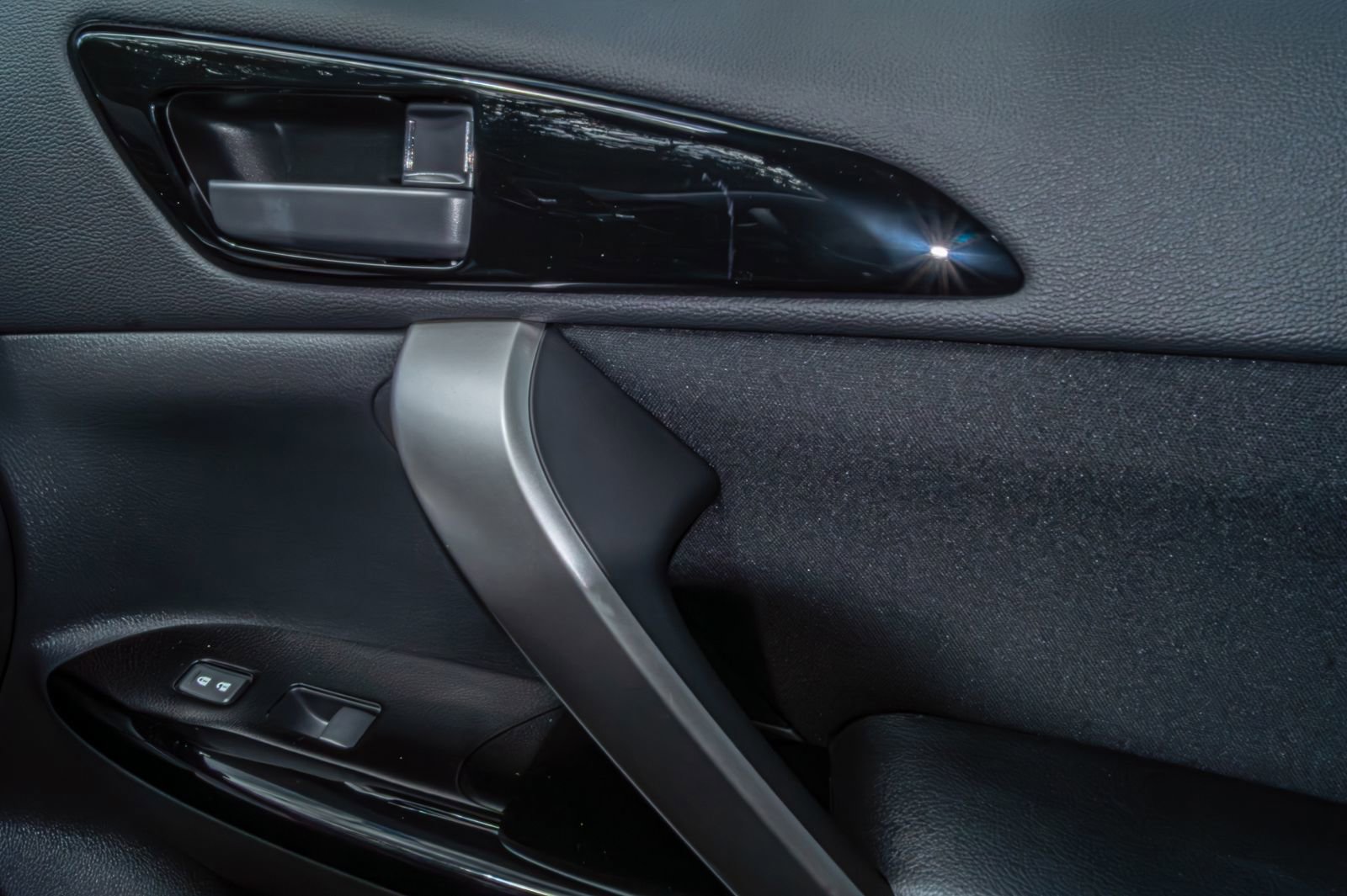 New 2025 Mitsubishi Eclipse Cross AWD image 23