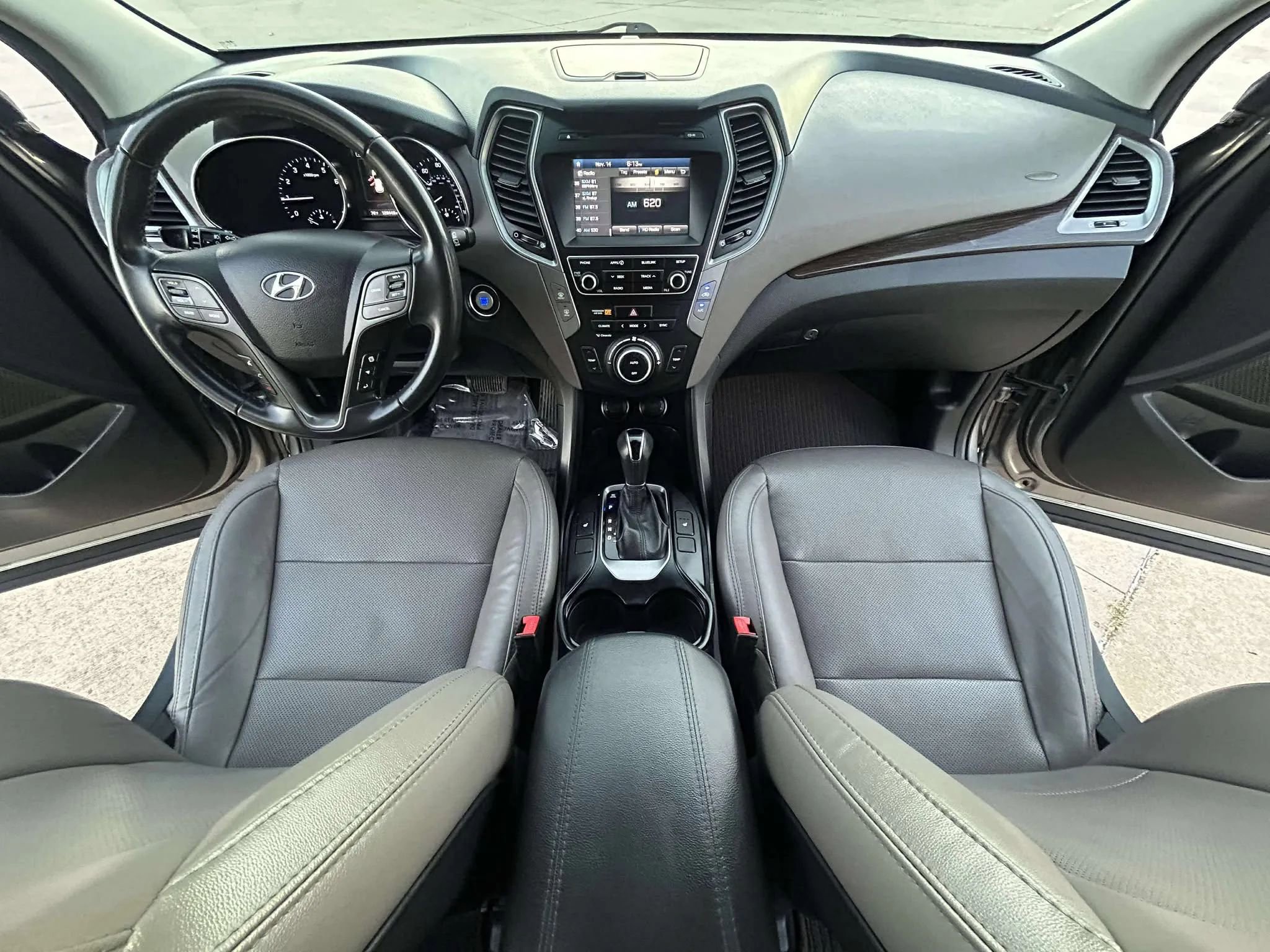 Used 2017 Hyundai Santa Fe Sport FWD image 18