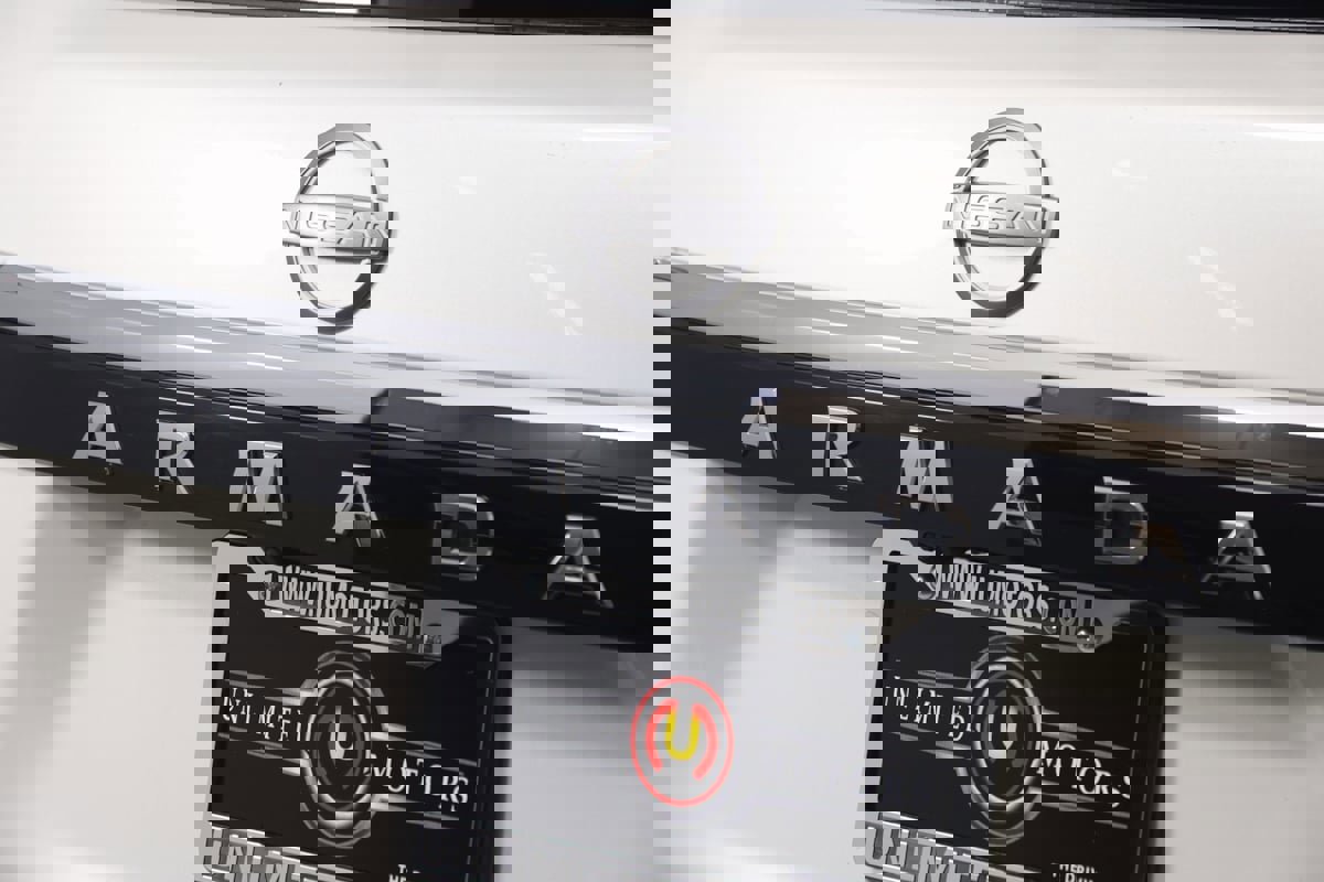 Used 2024 Nissan Armada Platinum w/ Captain's Chairs Package image 53