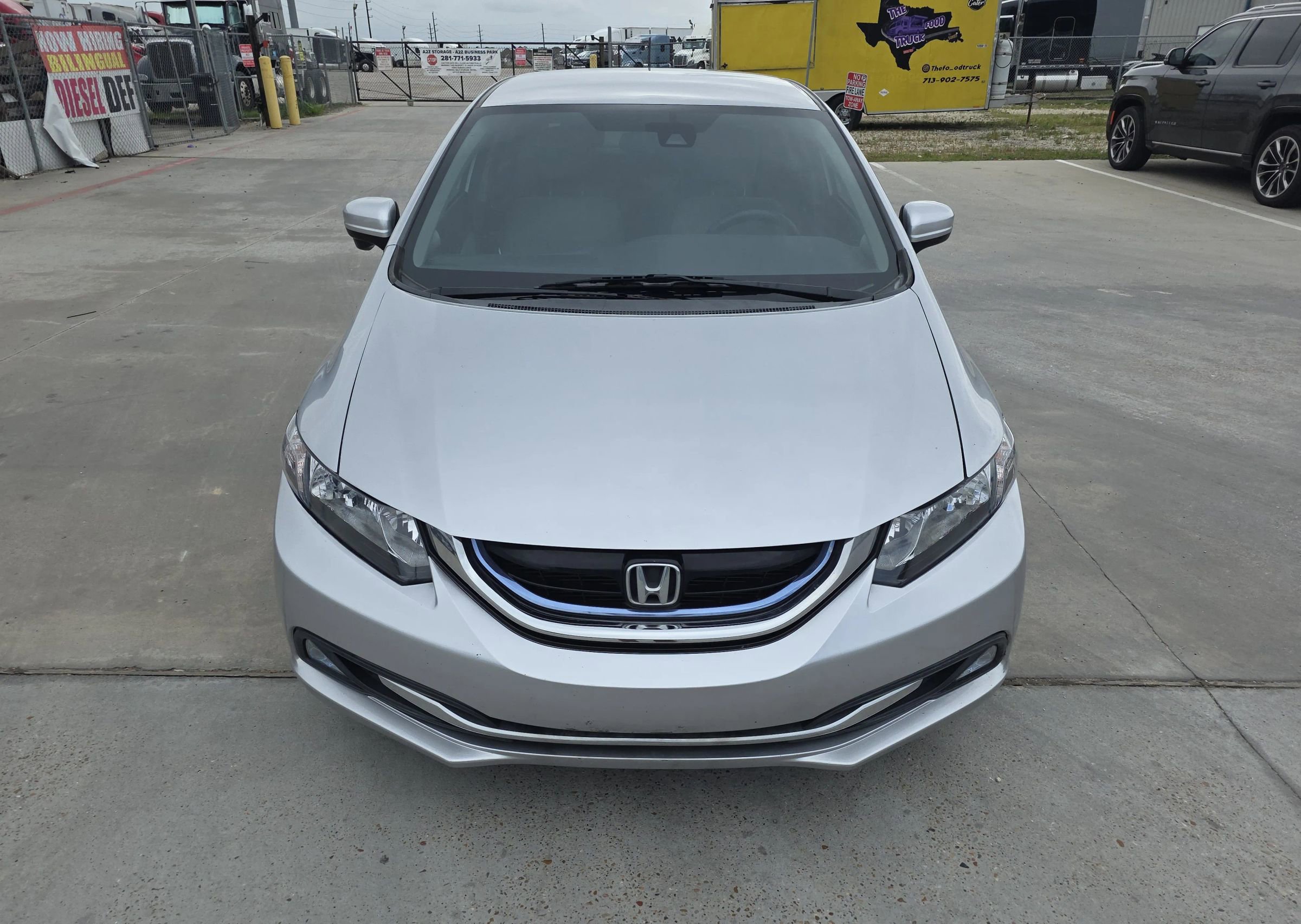 Used 2015 Honda Civic Hybrid Sedan image 4