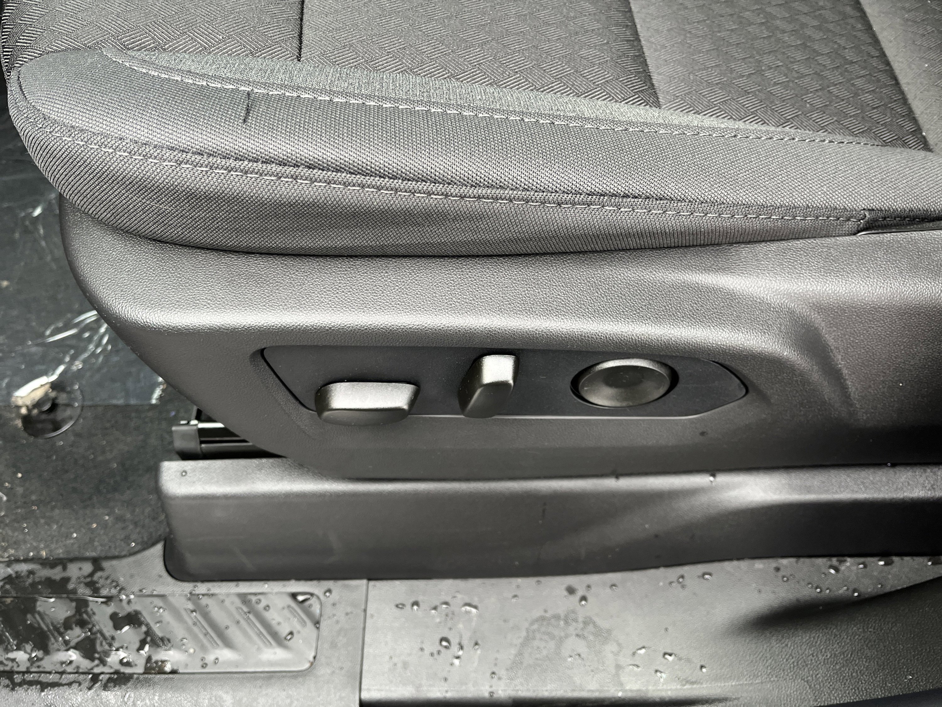 New 2026 Chevrolet Silverado 2500 Custom w/ Custom Convenience Package image 29