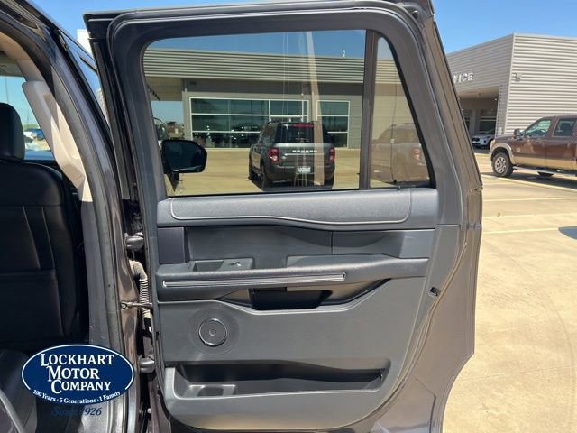 Used 2024 Ford Expedition Max XLT image 24