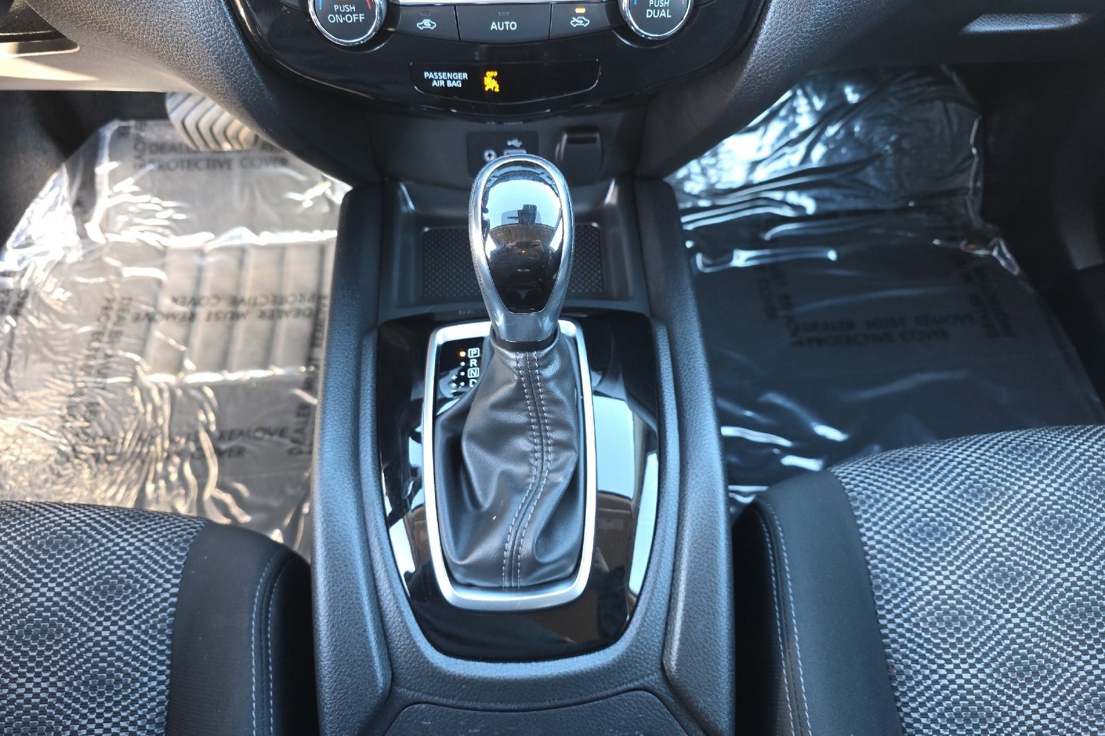 Used 2022 Nissan Rogue Sport SV image 20