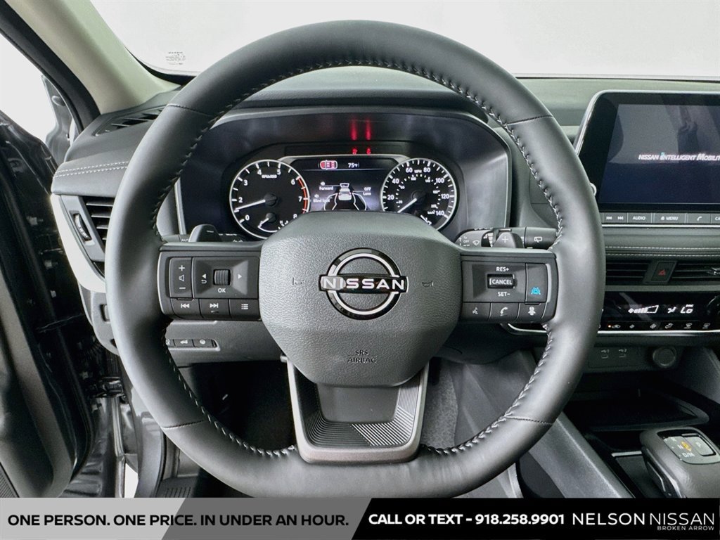 New 2026 Nissan Rogue Dark Armor FWD image 11