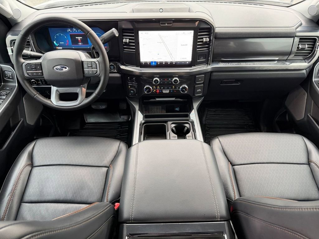 Used 2025 Ford F250 Lariat w/ Chrome Package image 41