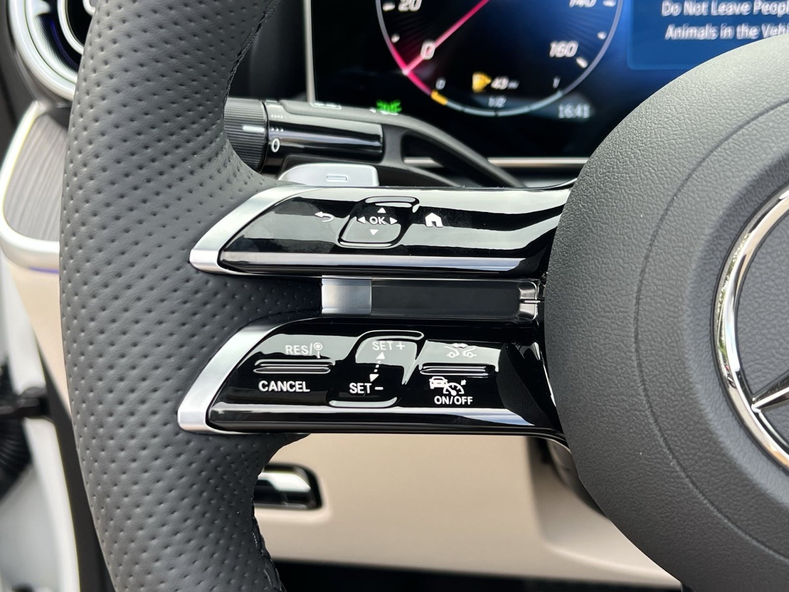 New 2027 Mercedes-Benz CLE 450 4MATIC Cabriolet image 37