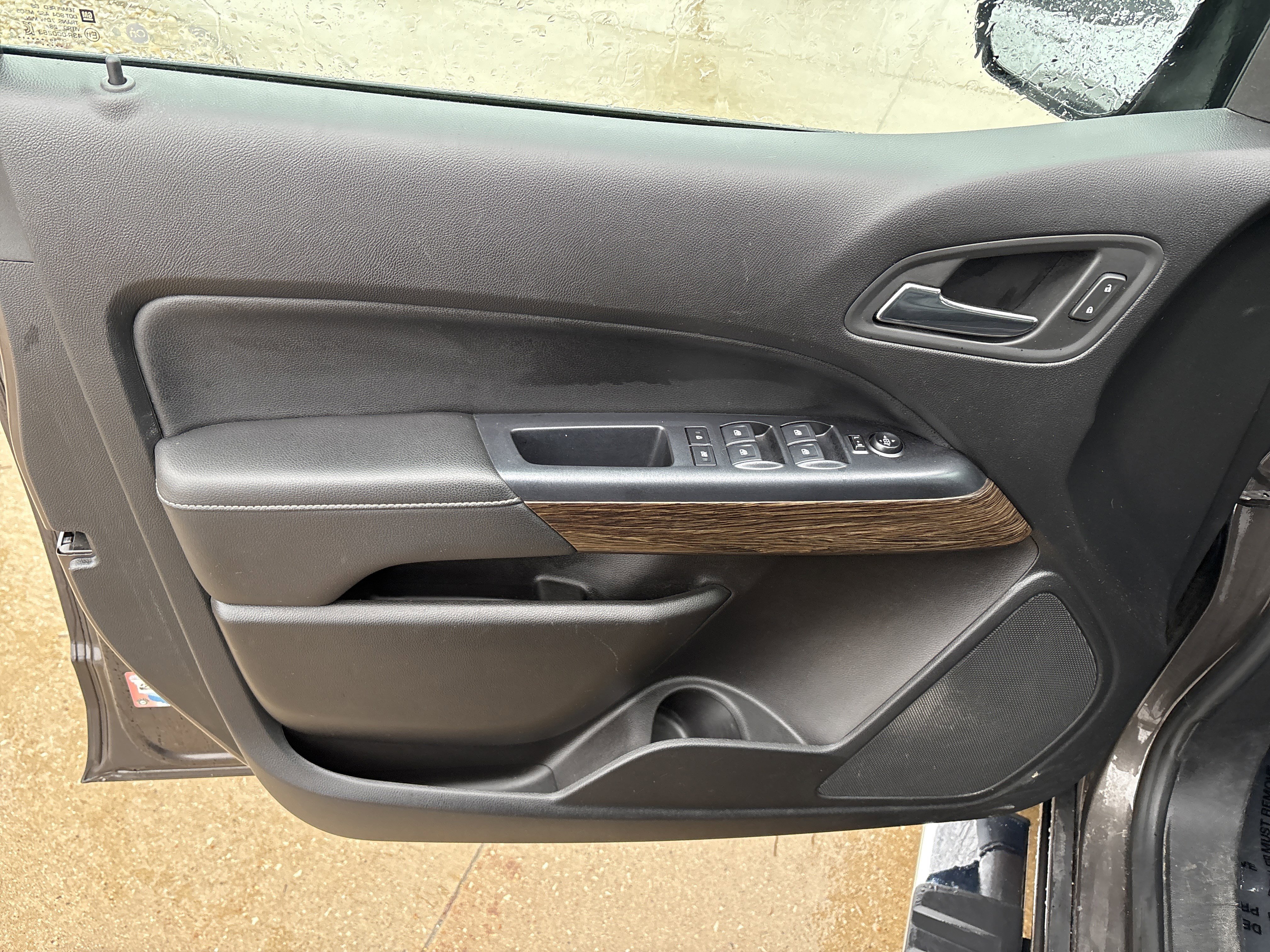 Used 2020 GMC Canyon Denali image 10