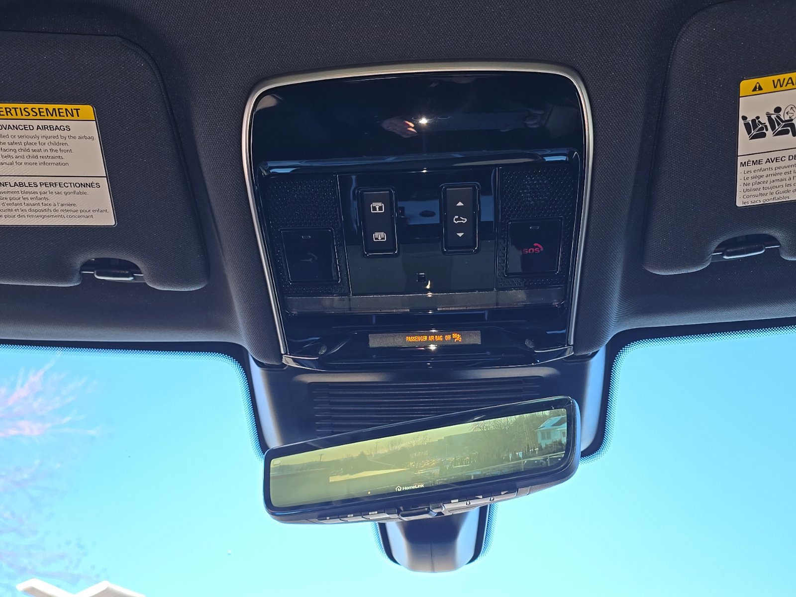 New 2026 Land Rover Range Rover SE image 23