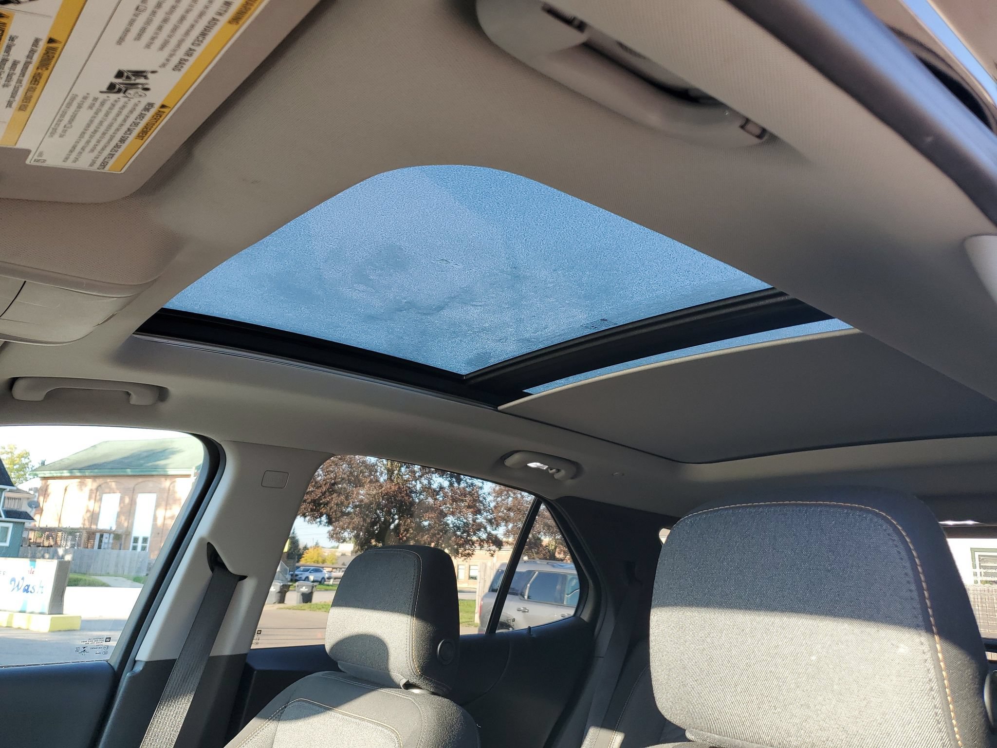 Used 2020 Chevrolet Equinox LT AWD/4WD image 16