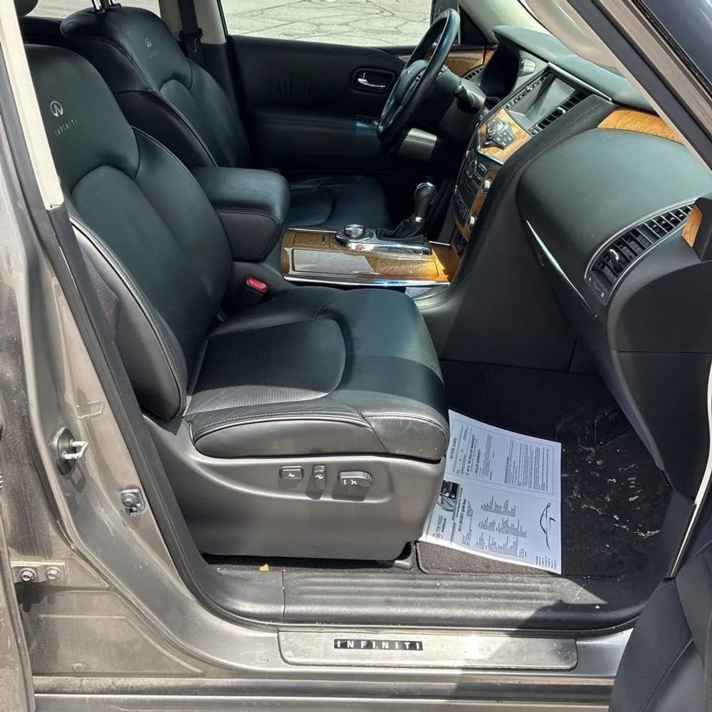 Used 2014 INFINITI QX80 4WD w/ Theater Package image 21