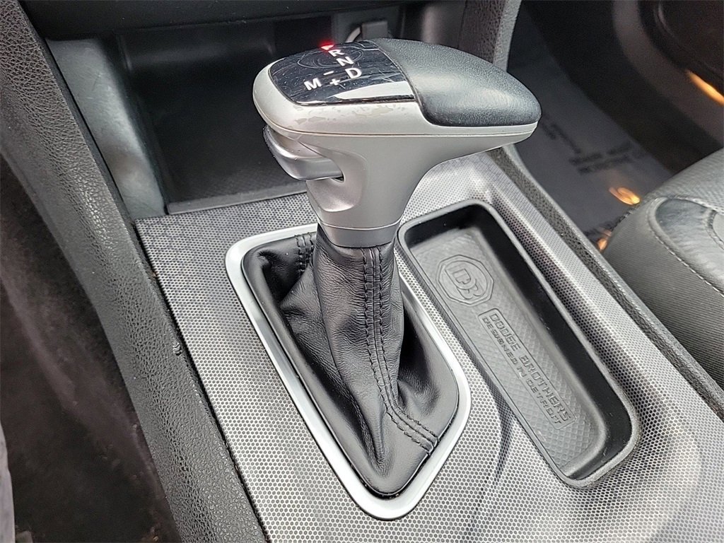 Used 2018 Dodge Charger R/T w/ Plus Group image 28