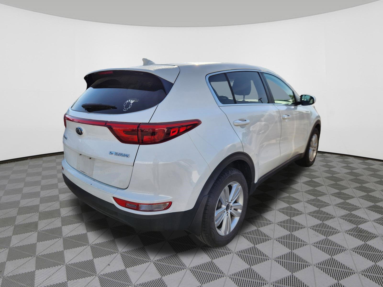 Used 2017 Kia Sportage LX FWD image 4