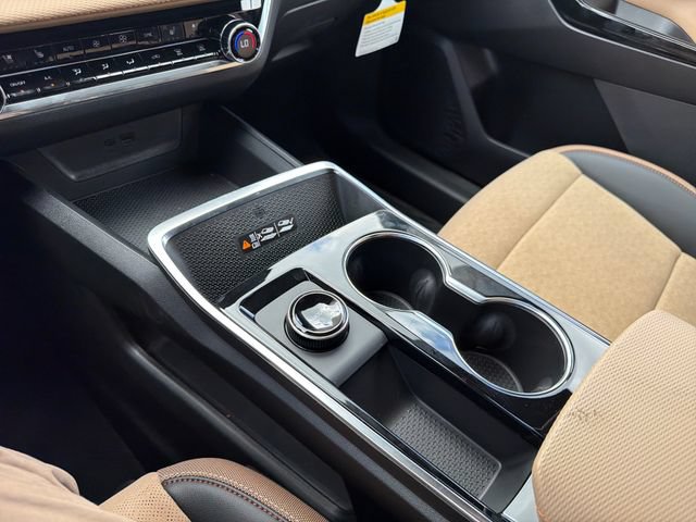 New 2026 Chevrolet Equinox ACTIV w/ Convenience Package III FWD image 27