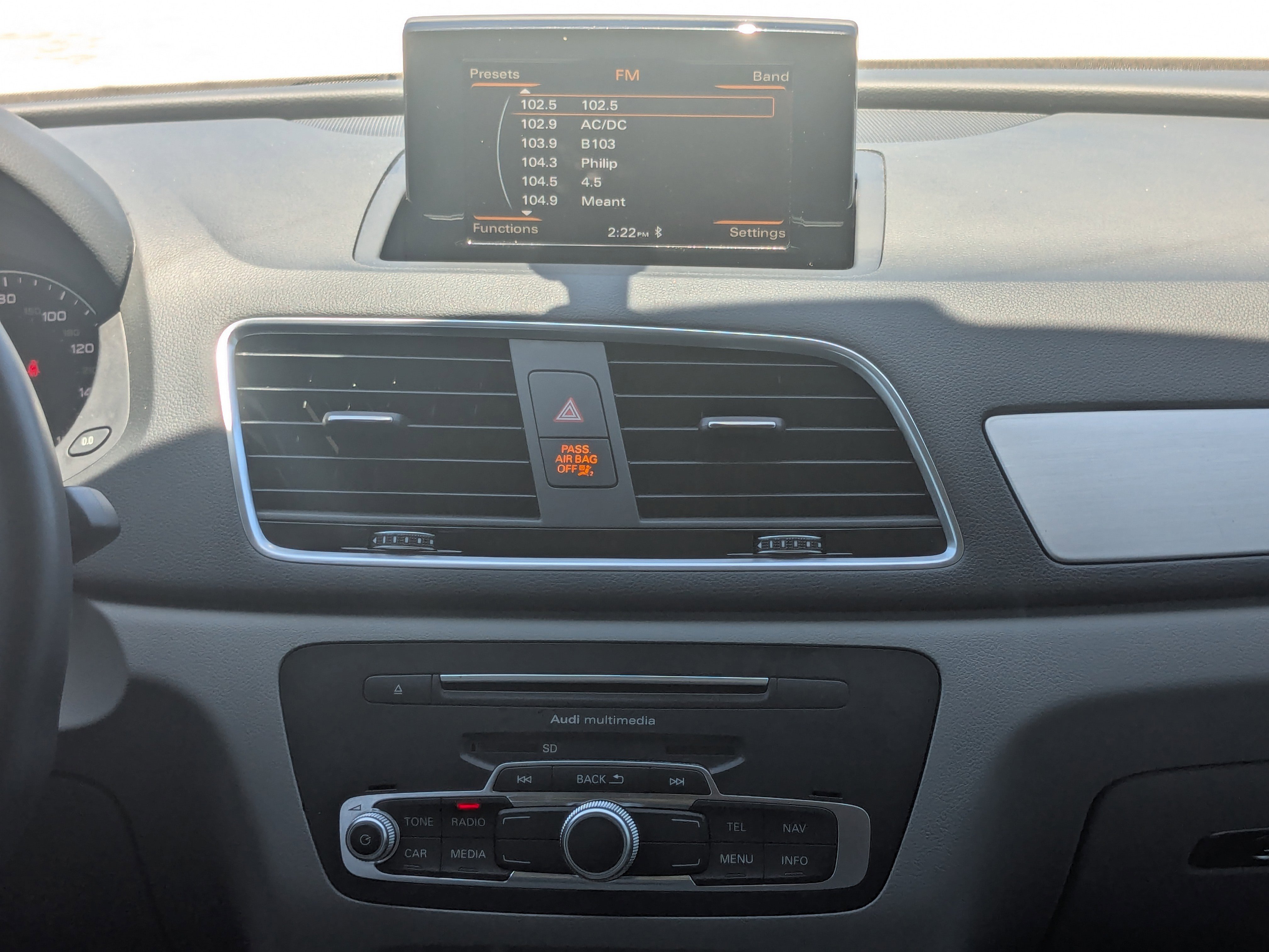 Used 2018 Audi Q3 2.0T Premium Plus w/ Premium Plus Package image 21