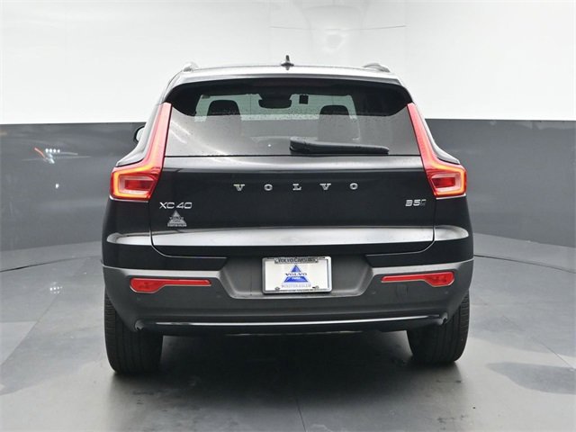 Used 2024 Volvo XC40 B5 Plus w/ Climate Package image 7