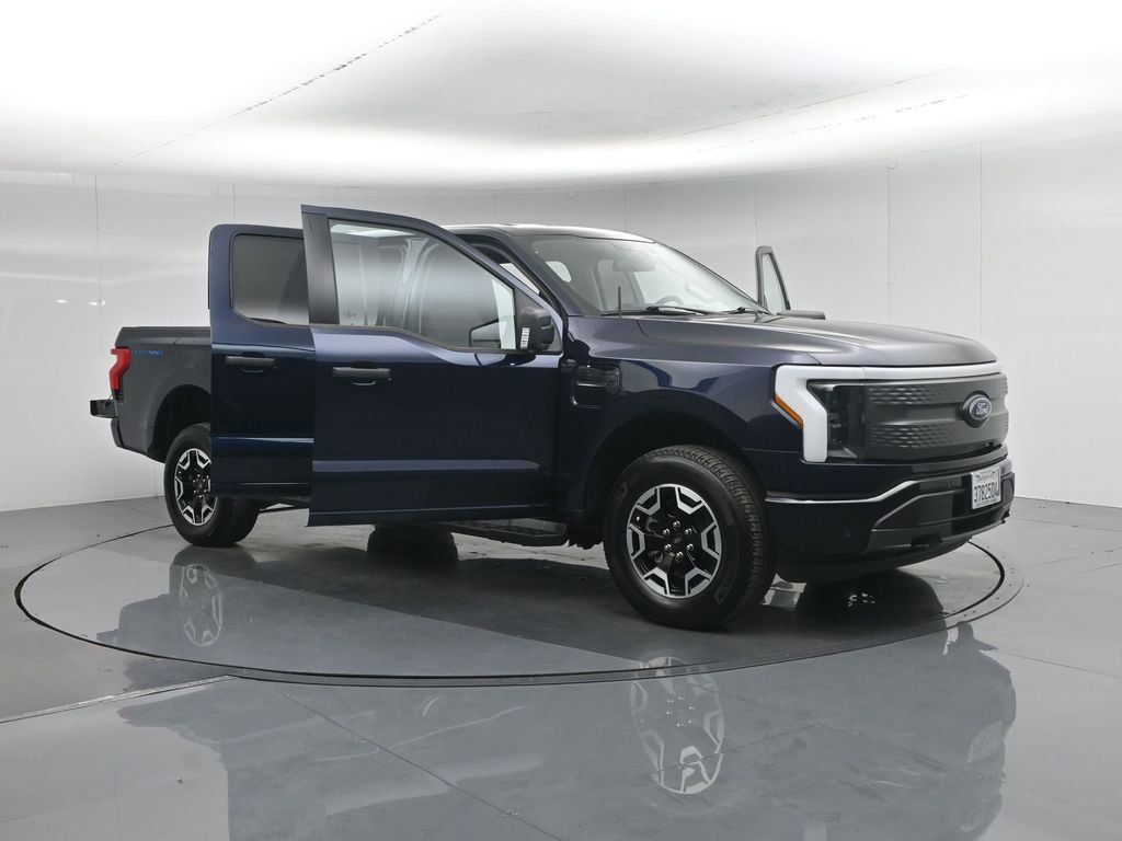 Used 2023 Ford F150 Lightning XLT image 39